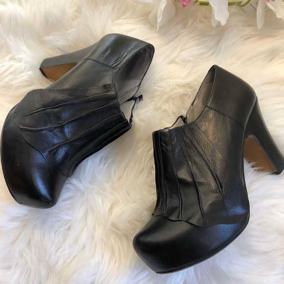 hinge Shoes - Hinge Platform Kiltie Side ZIP Leather Black Shoes